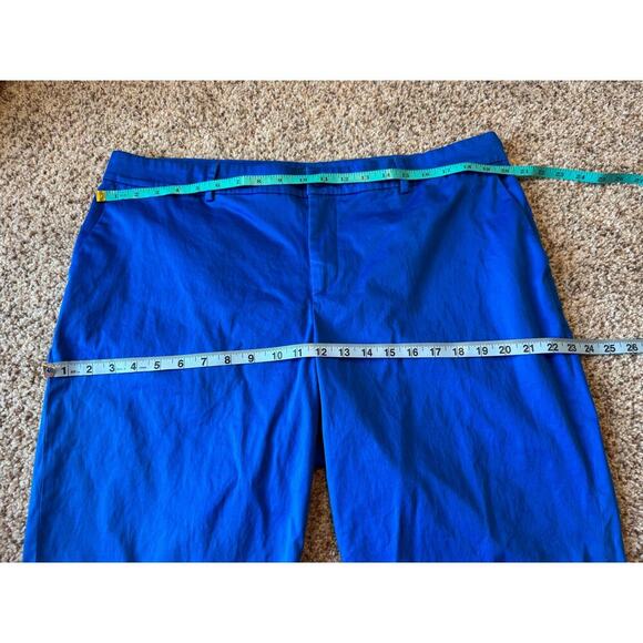 LAUREN, RALPH LAUREN WOMENS shorts, size 16 W, Blue - Picture 5 of 7